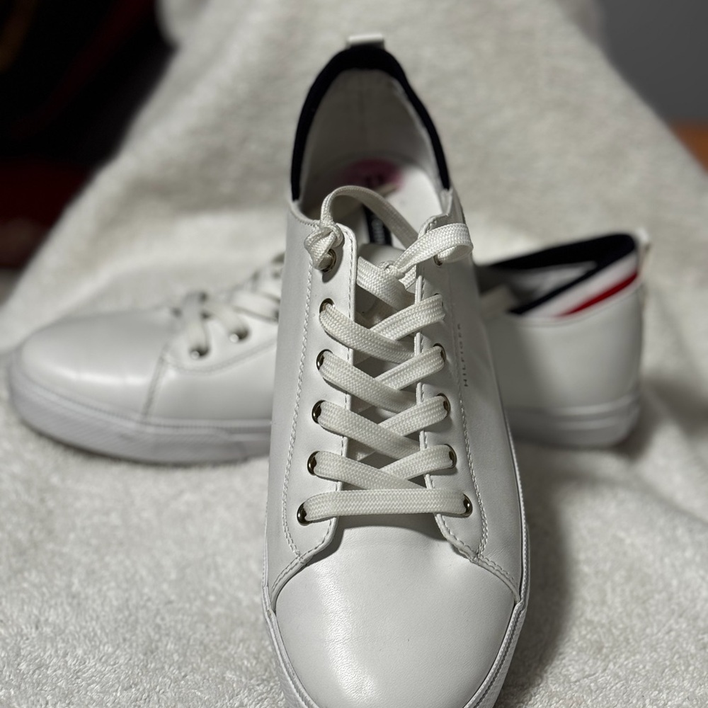Tommy Hilfiger White Leather Sneakers